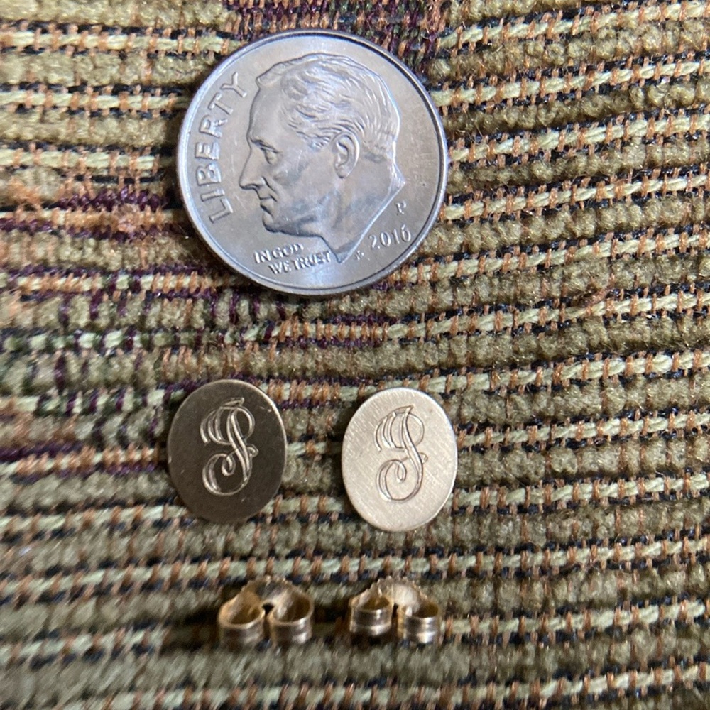 Beautiful Solid 14k Gold Elegant Calligraphy “J” … - image 4